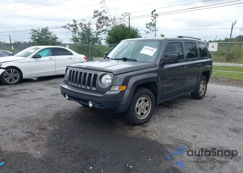 2017 Jeep Patriot Sport Fwd z USA, uszkodzony, nr VIN 1C4NJPBA4HD131700